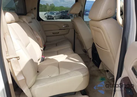 2007 Cadillac Escalade Ext Standard z USA, uszkodzony, nr VIN 3GYFK62847G231820